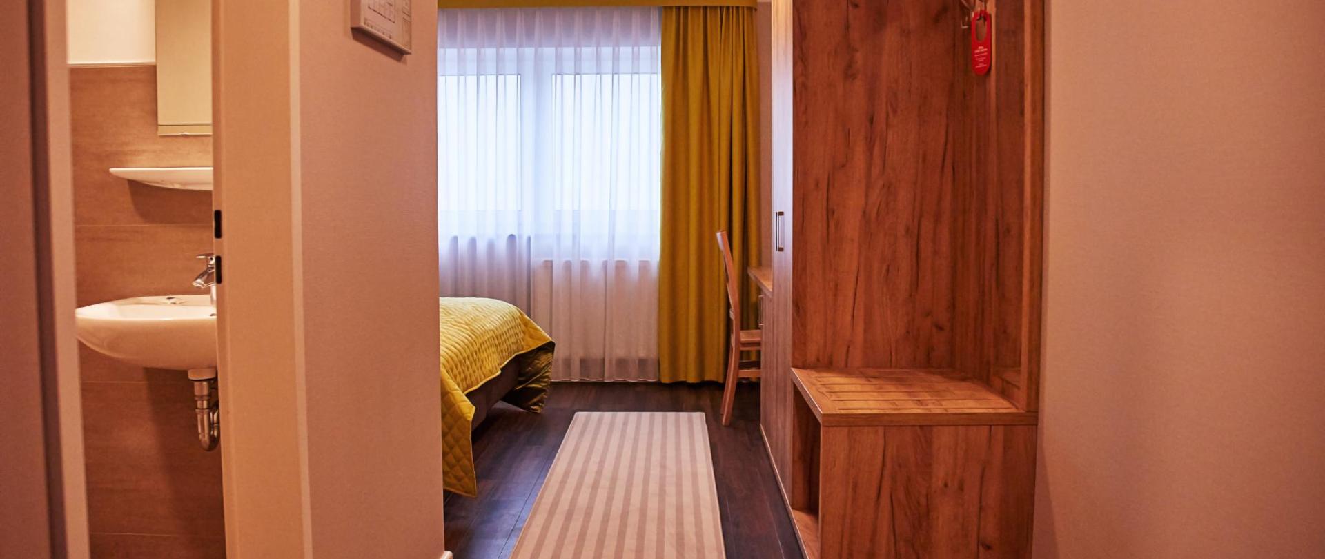 Welcome to the Joos Hotel